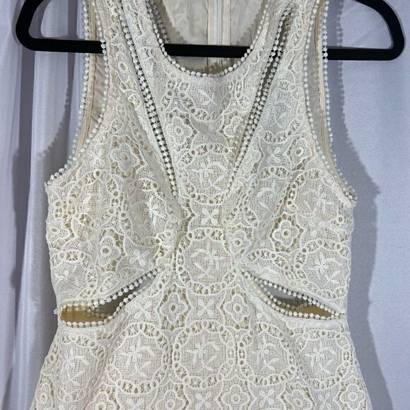 ANTHROPOLOGIE LACE CUT OUT MAXI DRESS NEW SIZE 10 - Picture 11 of 11